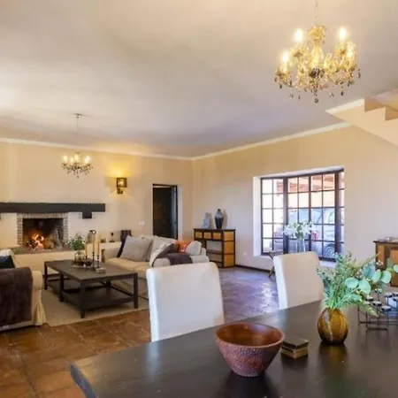 Private With Panoramic Views. *