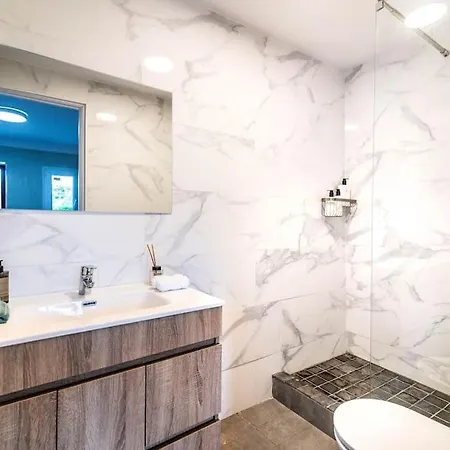 فيلة Private With Panoramic Views. *