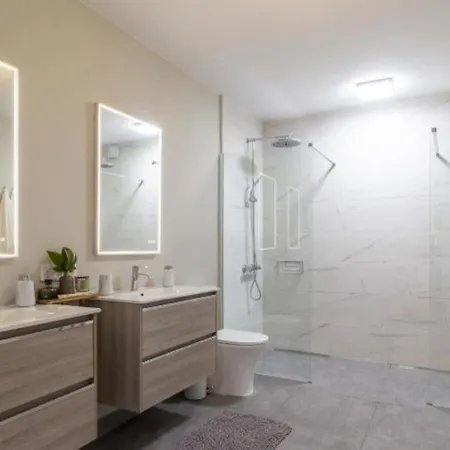 Private With Panoramic Views. فيلة بينهافيس