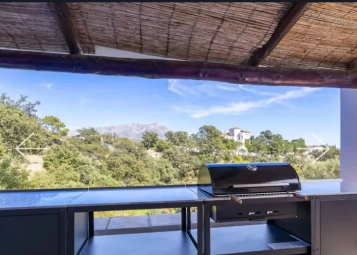 Private With Panoramic Views. Villa