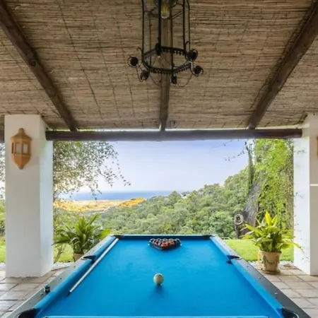 Private With Panoramic Views. * Бенахавис